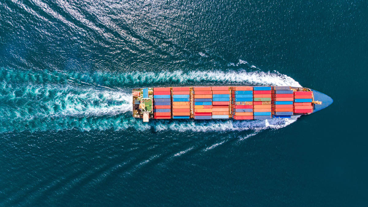 Get maritime business intelligence for cargo vessels